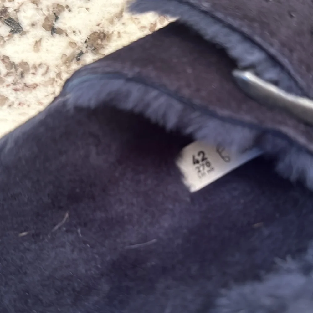 Birkenstock ladies Dark navy Sandals .. size 42 or 11 USA 
Pewter buckles .. new - Picture 3 of 7